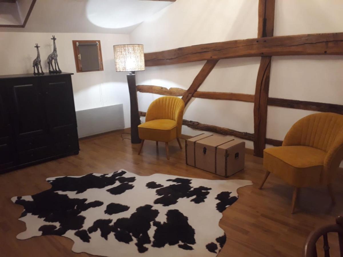 Maison De Campagne Avec Cheminee Et Exterieur La Neuville-aux-Bois Zewnętrze zdjęcie
